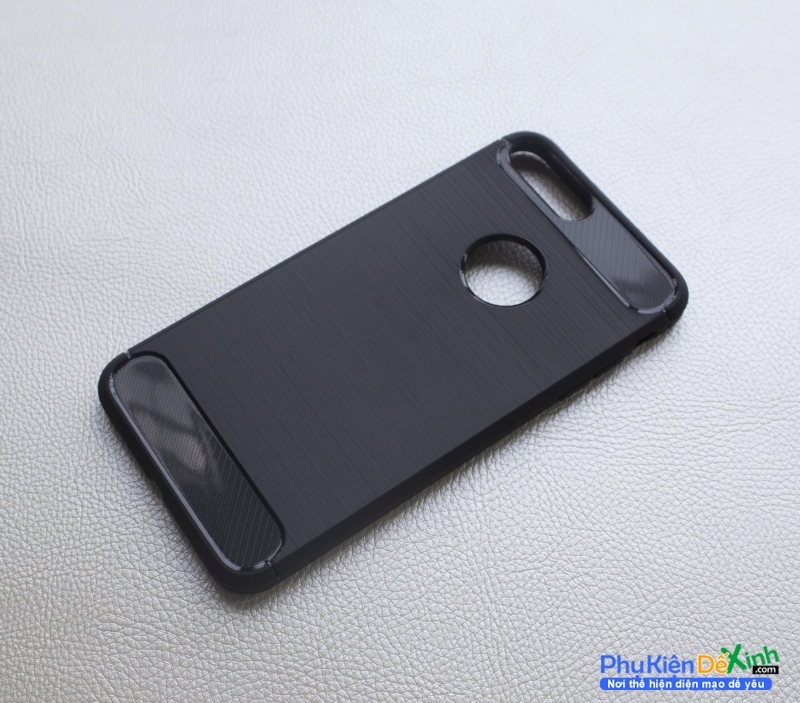 Ốp Lưng iPhone 8 Plus Chống Sốc Hiệu Likgus được làm bằng chất liệu TPU mền giúp bạn bảo vệ toàn diện mọi góc cạnh của máy